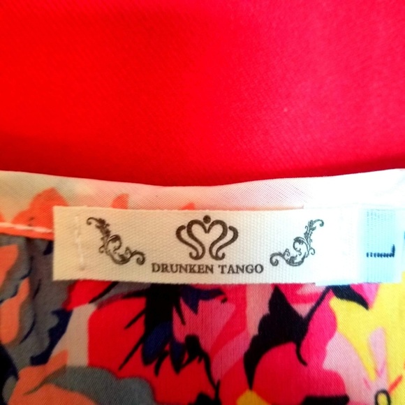 Drunken Tango White and Floral Apron Dress - Picture 3 of 4